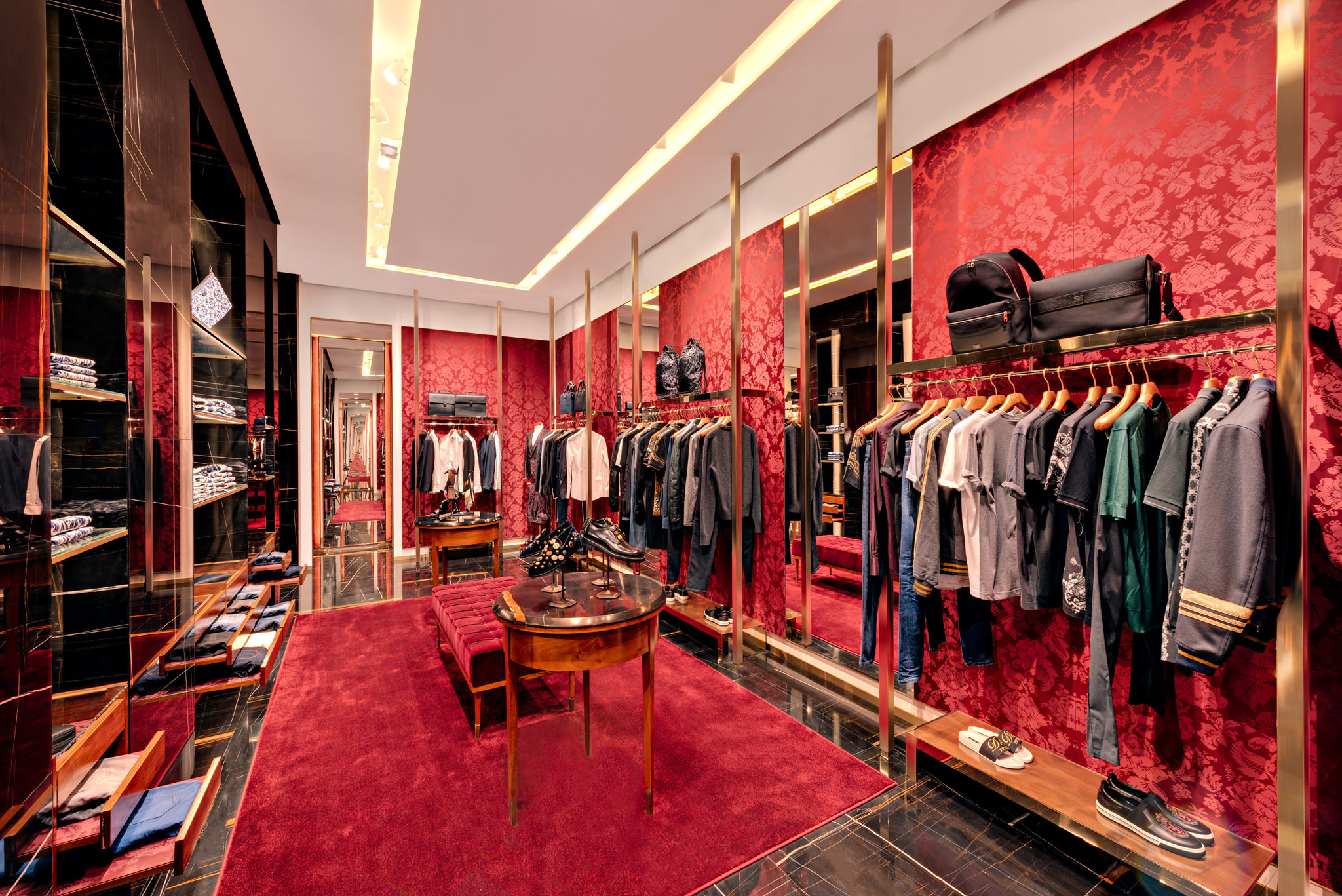 Cửa hàng Dolce & Gabbana tại Rex Shopping Arcade